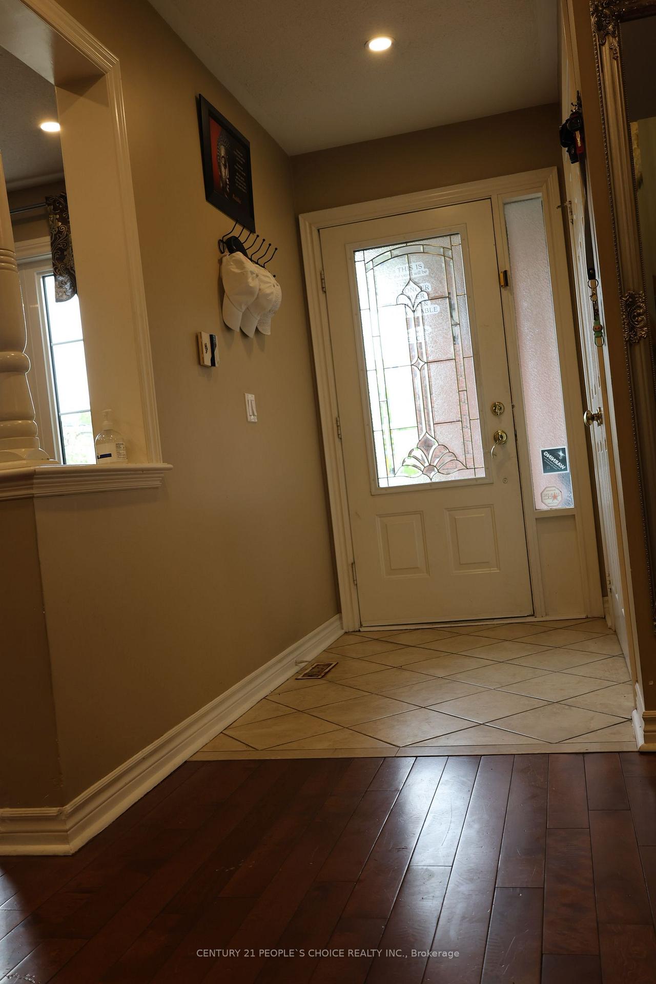 W13885176 Image